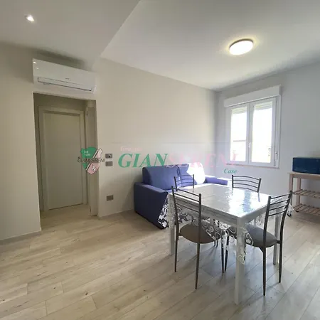 Lopa Appartement *